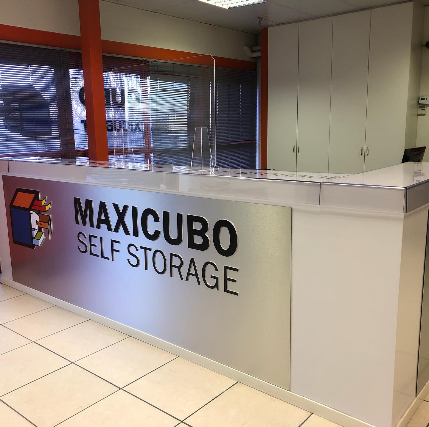 Ufficio Maxicubo